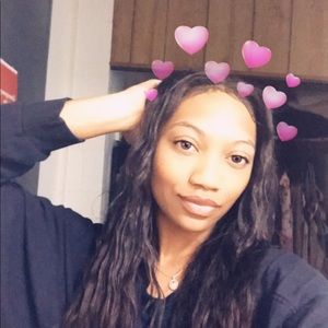 Meet your Posher, Amber